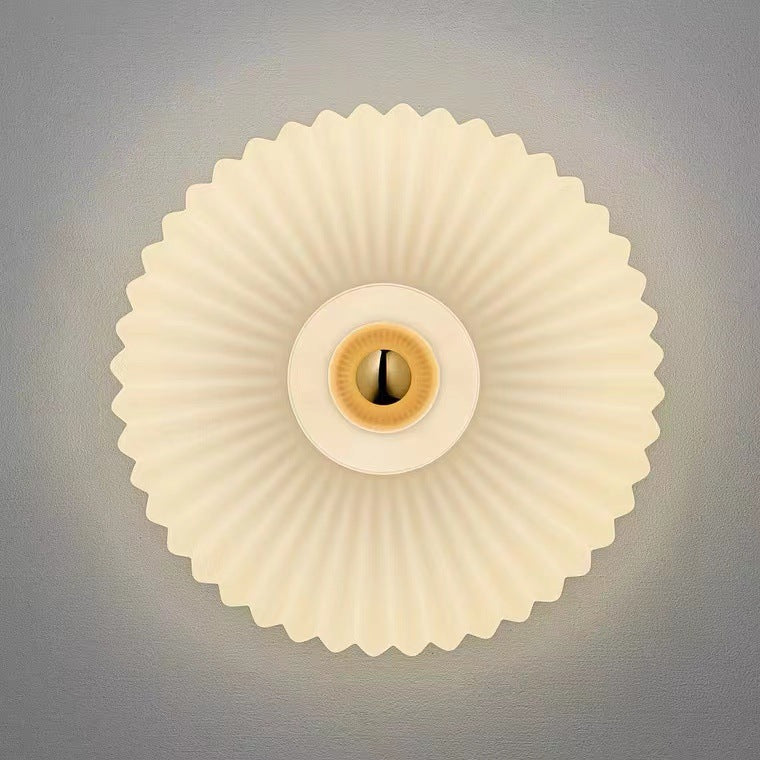 Modern Bauhaus crystal wall lamp